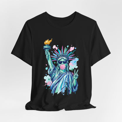 Statue of Liberty Bubblegum Tee — Retro Patriotic Graphic T-Shirt