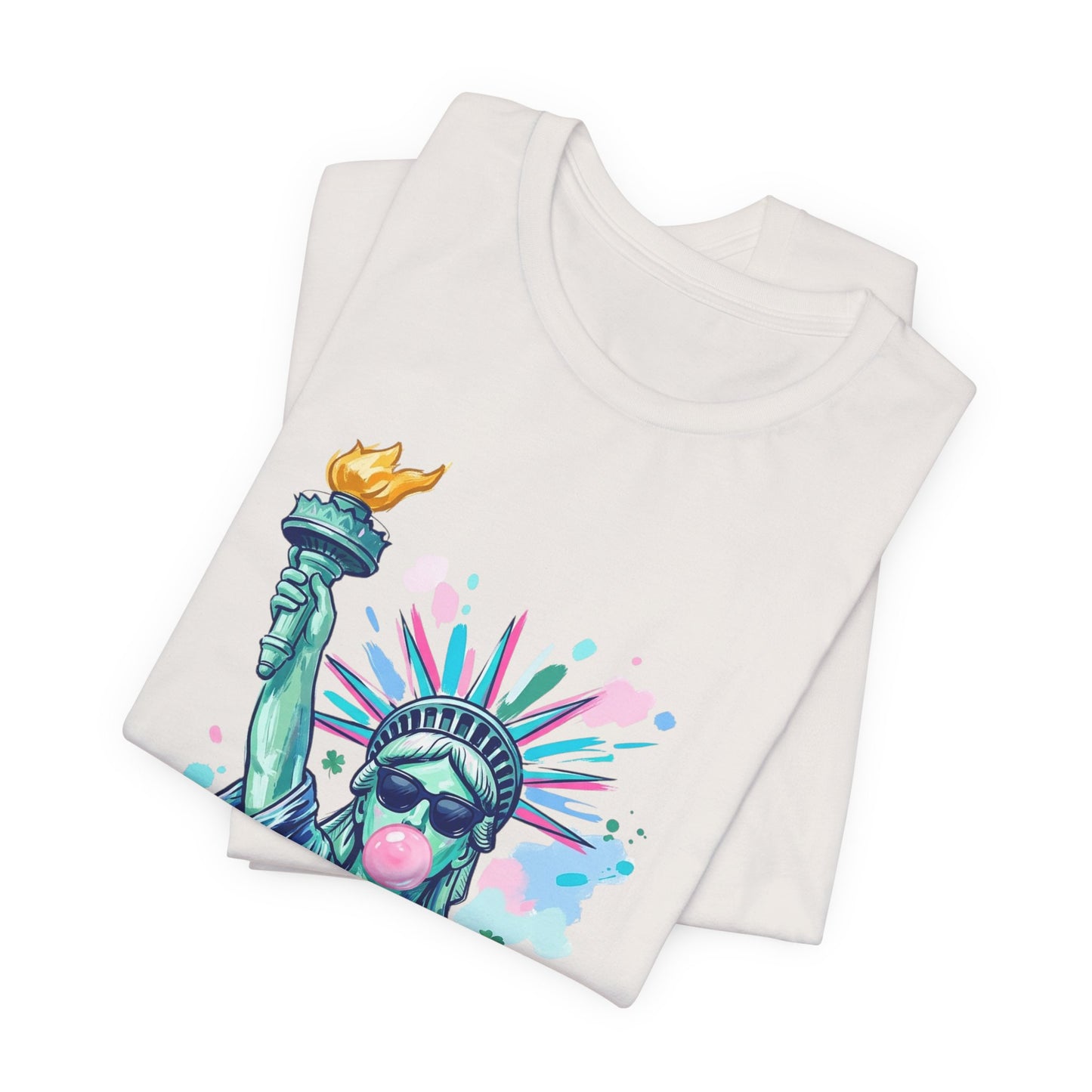 Statue of Liberty Bubblegum Tee — Retro Patriotic Graphic T-Shirt