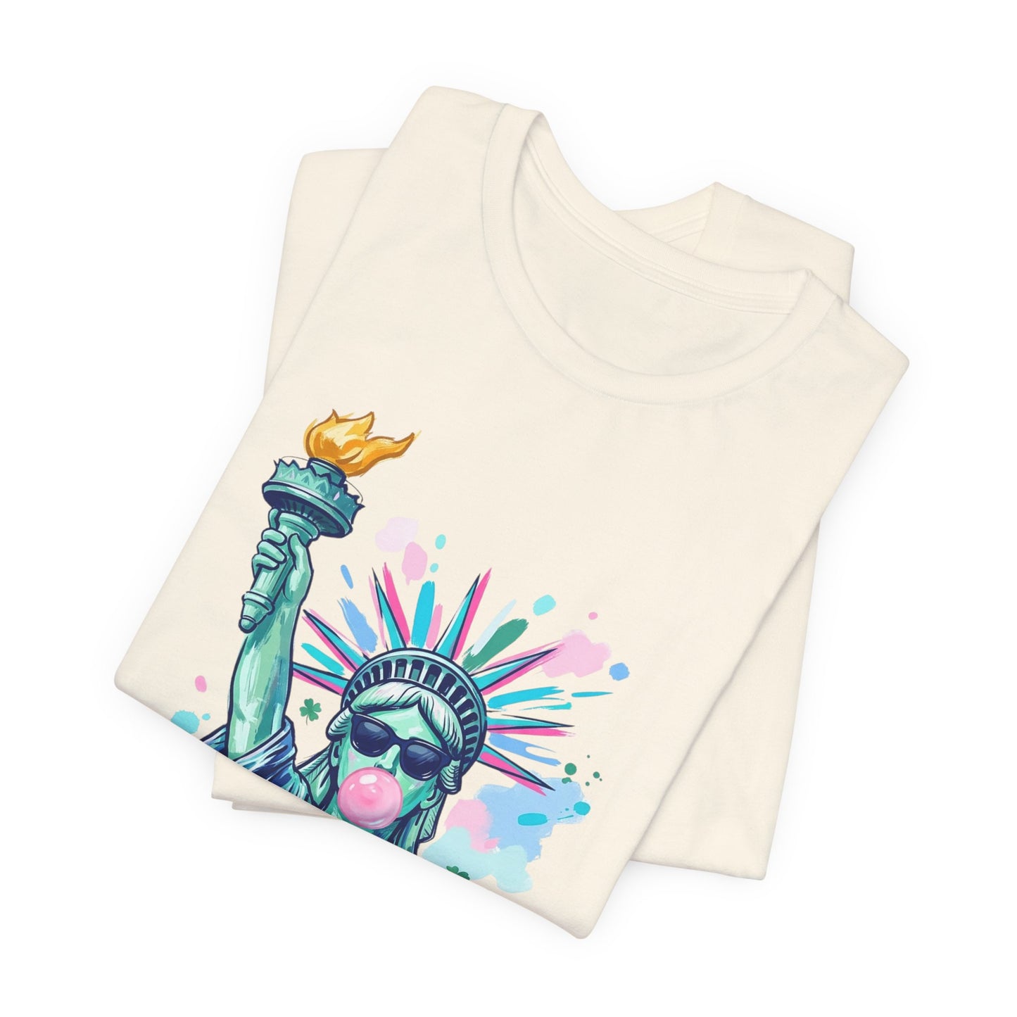 Statue of Liberty Bubblegum Tee — Retro Patriotic Graphic T-Shirt