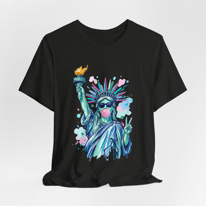 Statue of Liberty Bubblegum Tee — Retro Patriotic Graphic T-Shirt