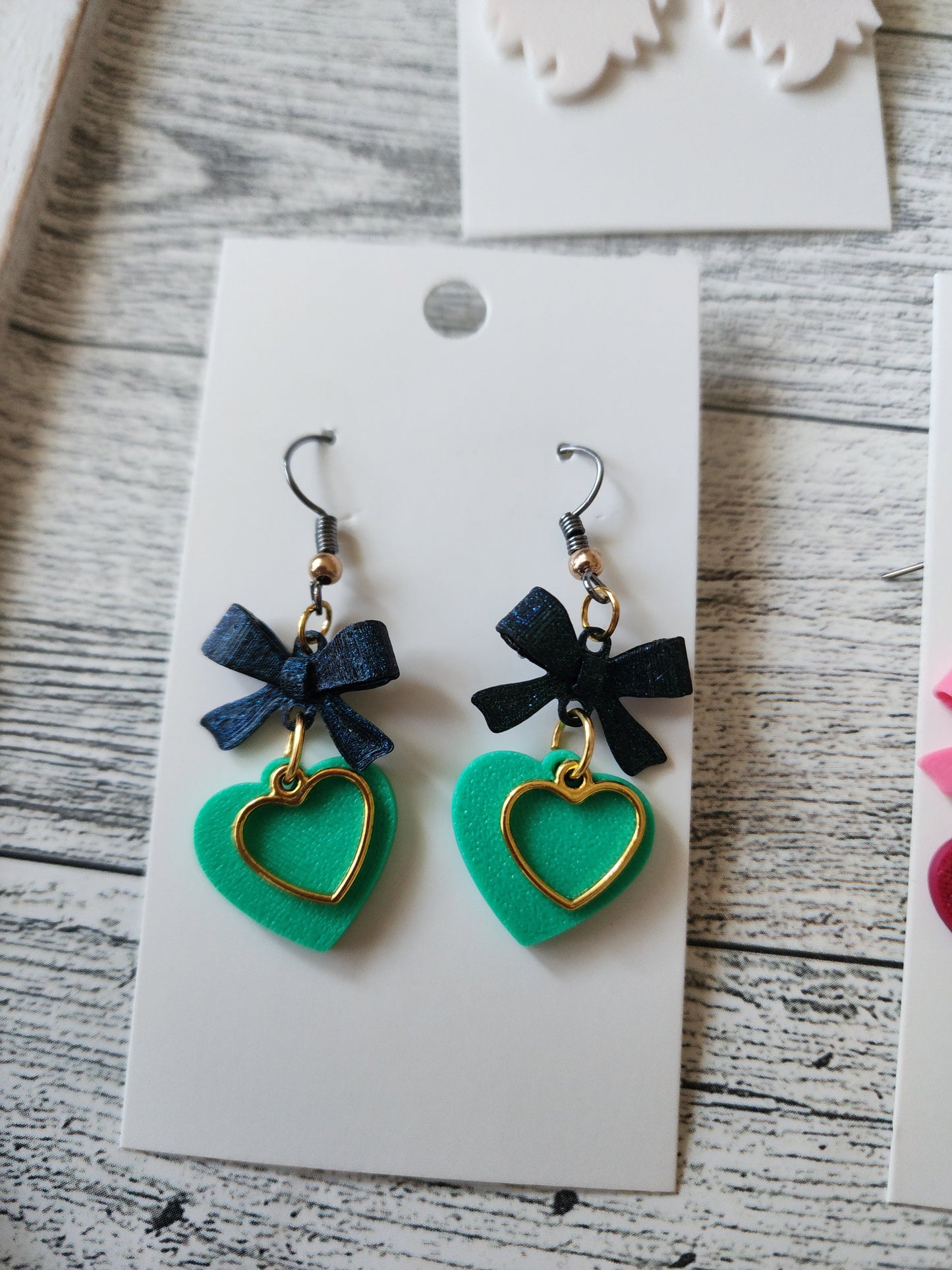 3D Earrings - Gnomes & Hearts
