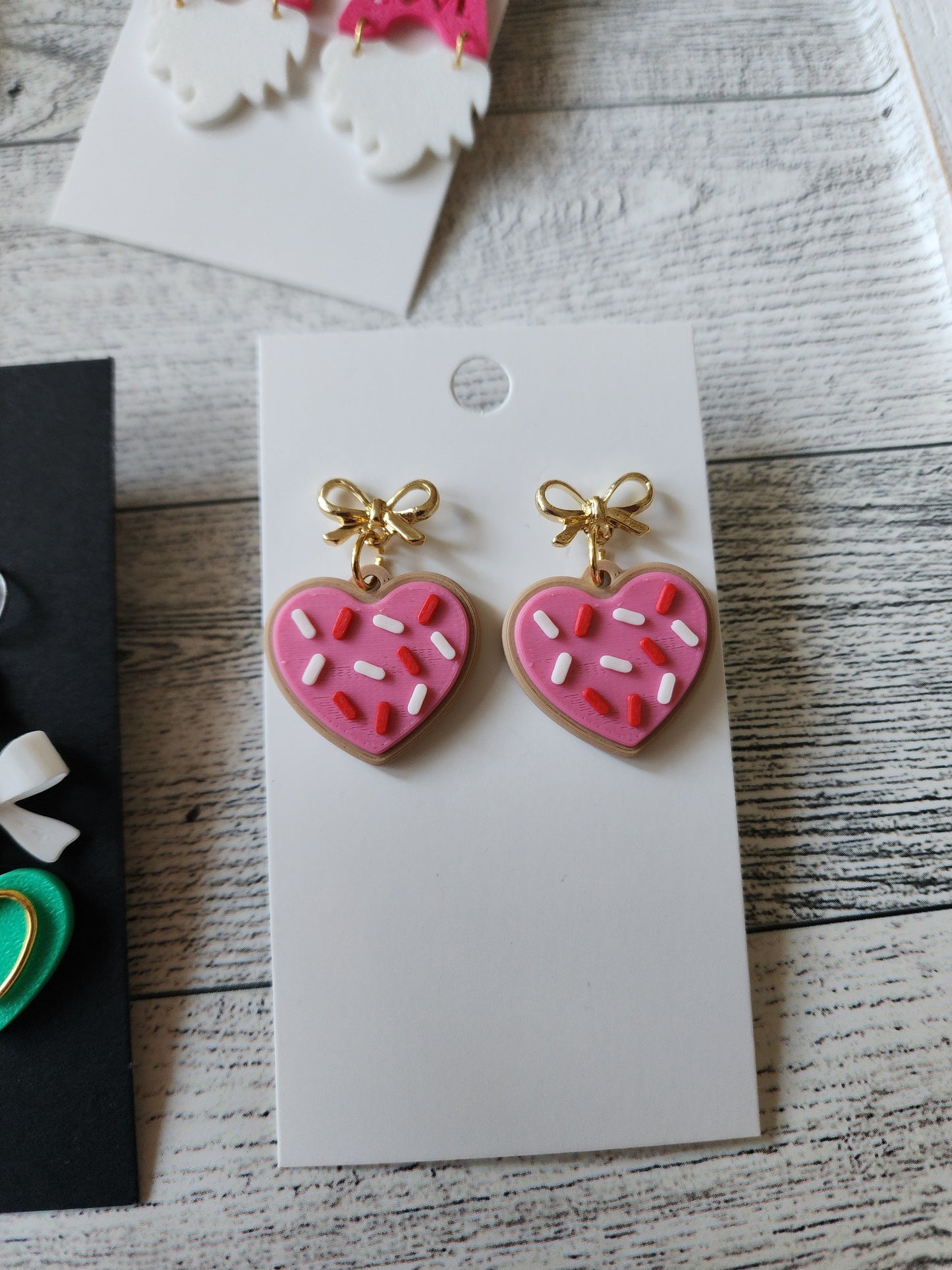 3D Earrings - Gnomes & Hearts