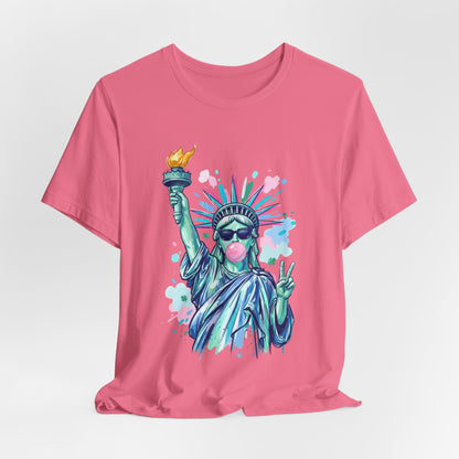 Statue of Liberty Bubblegum Tee — Retro Patriotic Graphic T-Shirt