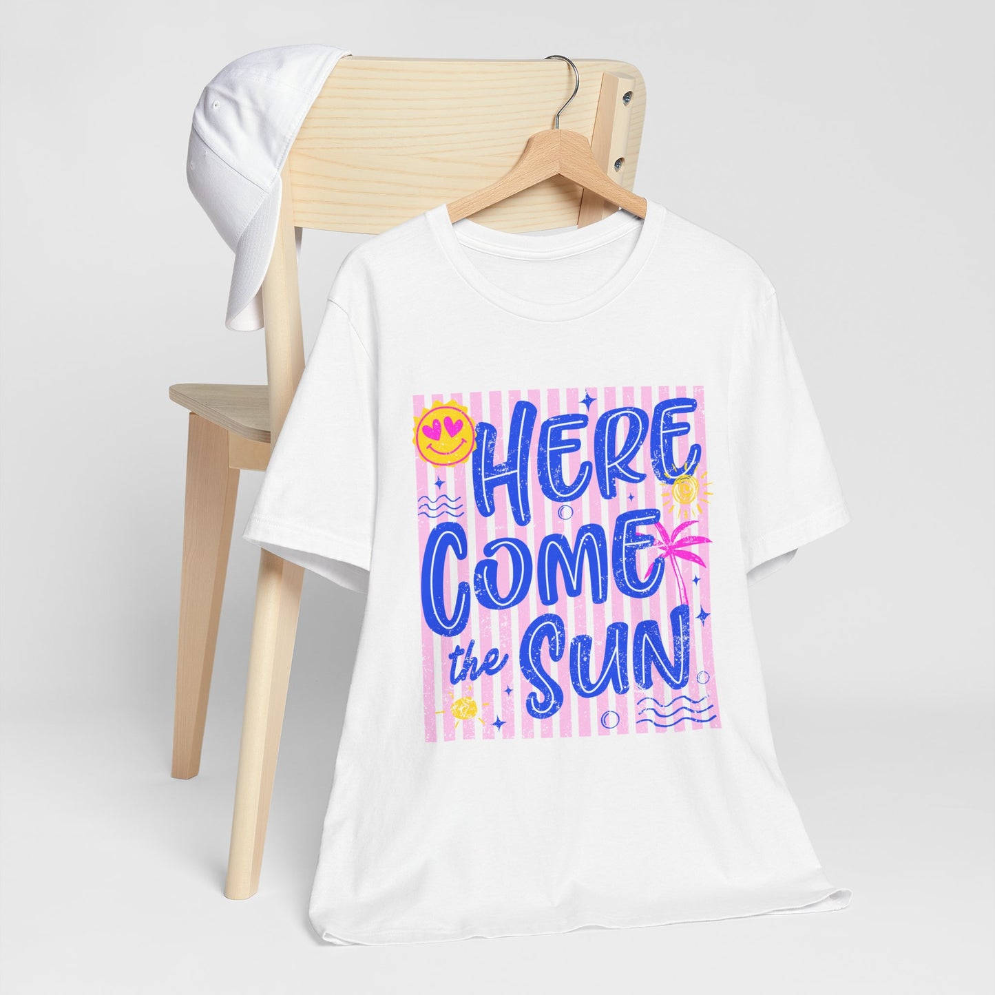 Here Come the Sun T-Shirt - Retro Summer Graphic Tee