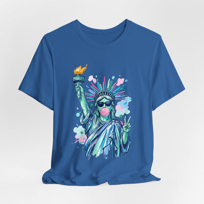 Statue of Liberty Bubblegum Tee — Retro Patriotic Graphic T-Shirt