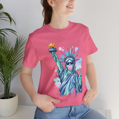 Statue of Liberty Bubblegum Tee — Retro Patriotic Graphic T-Shirt