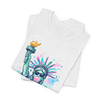 Statue of Liberty Bubblegum Tee — Retro Patriotic Graphic T-Shirt