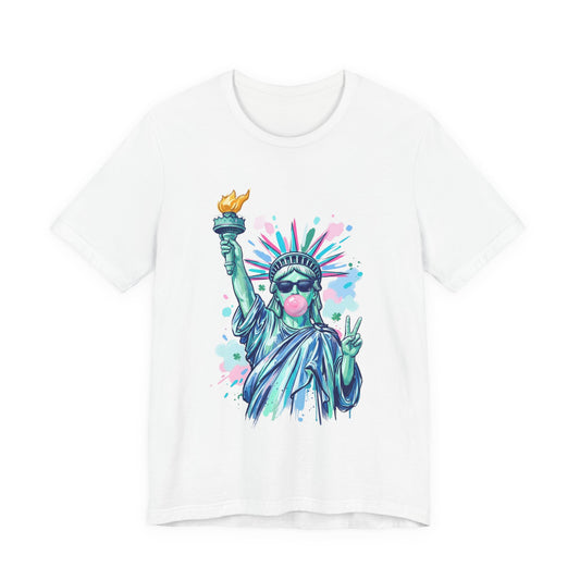 Statue of Liberty Bubblegum Tee — Retro Patriotic Graphic T-Shirt